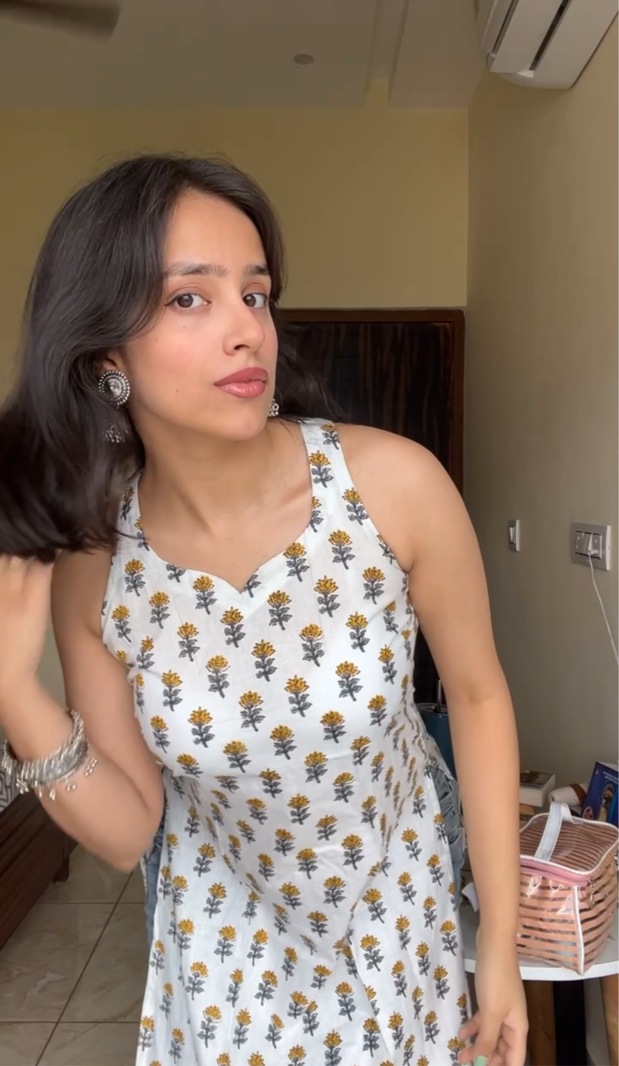 Peela phool Kurti
