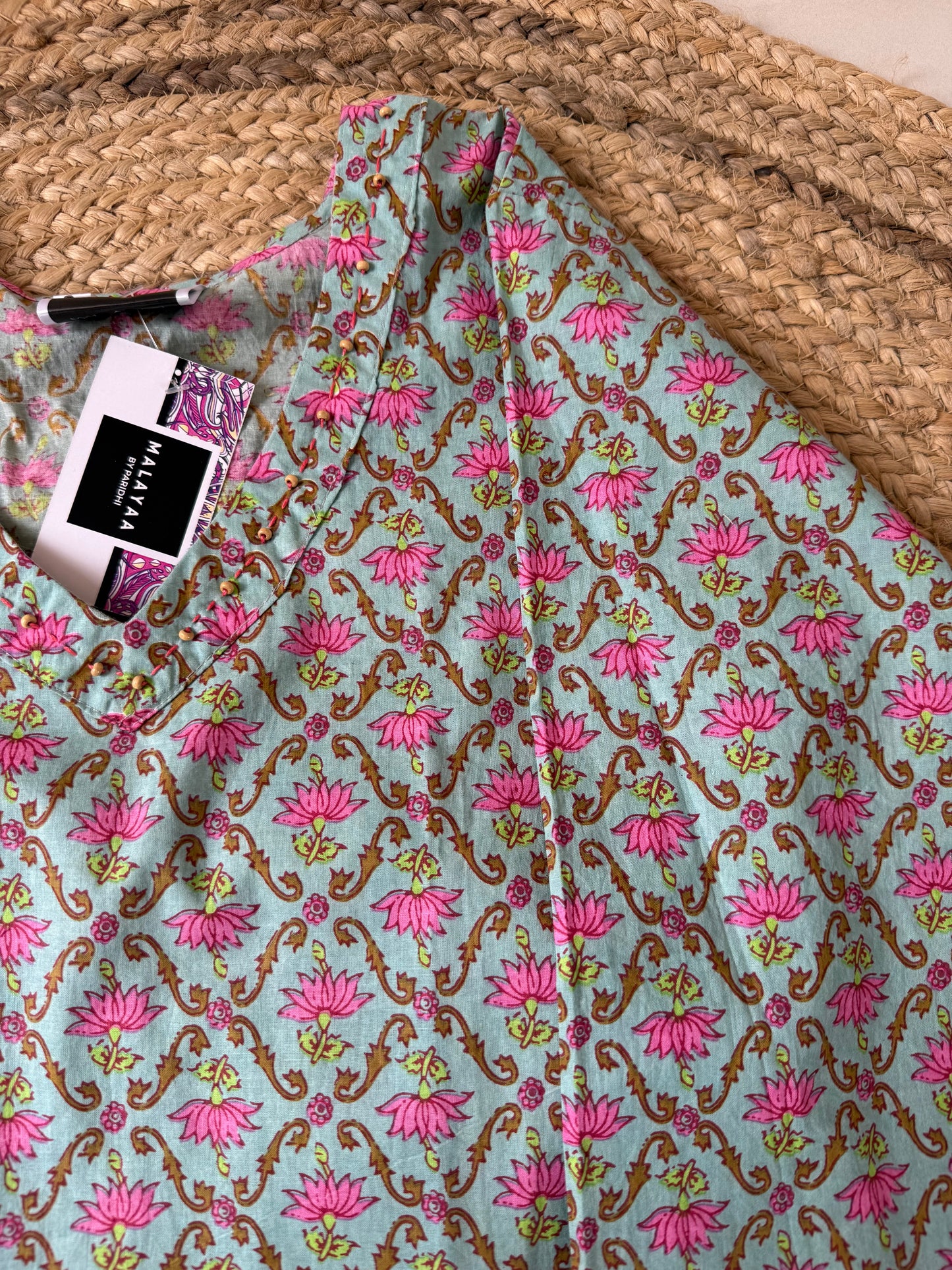 Lotus Katha emblished Kurti