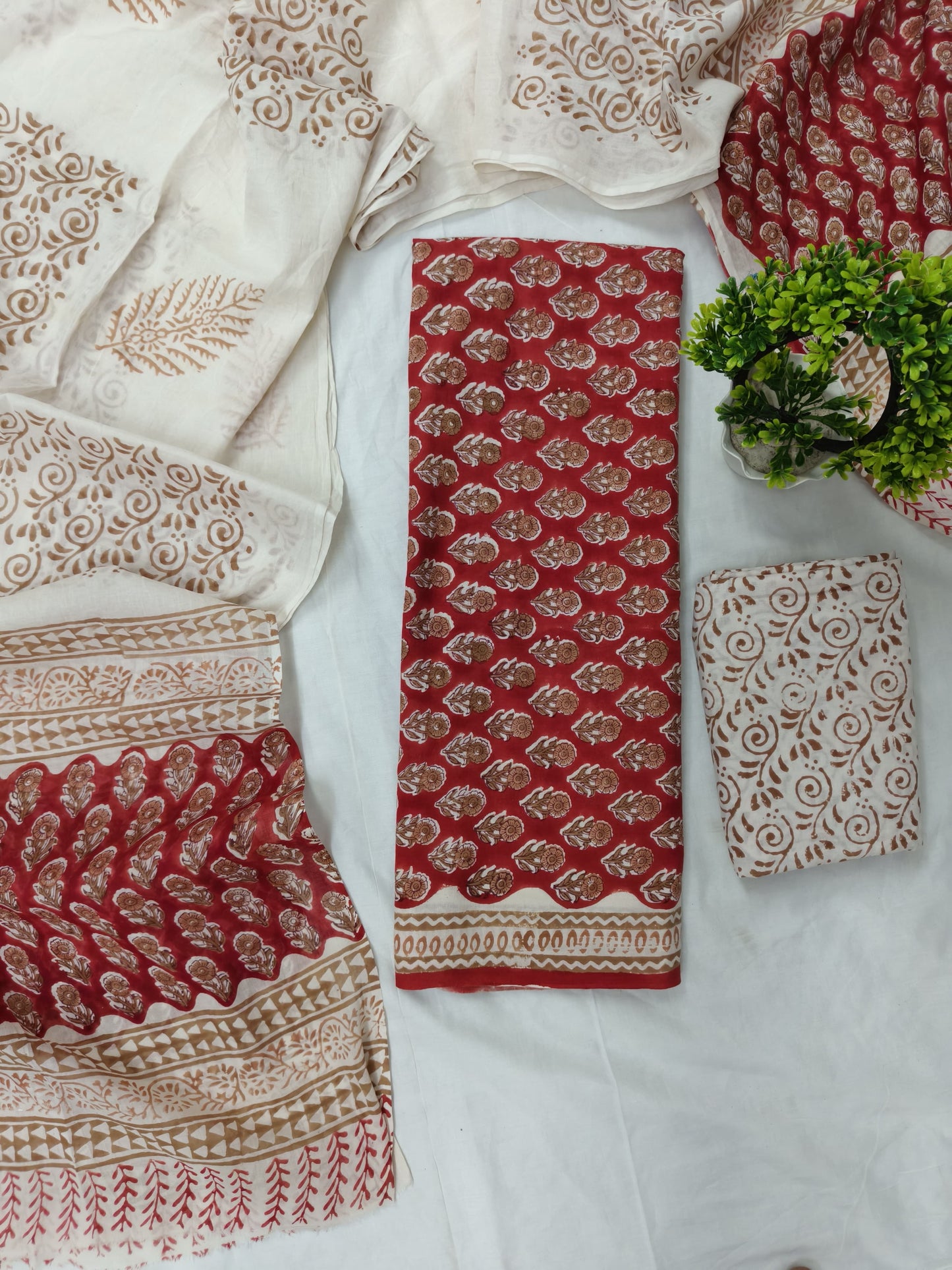 Block printed suit set