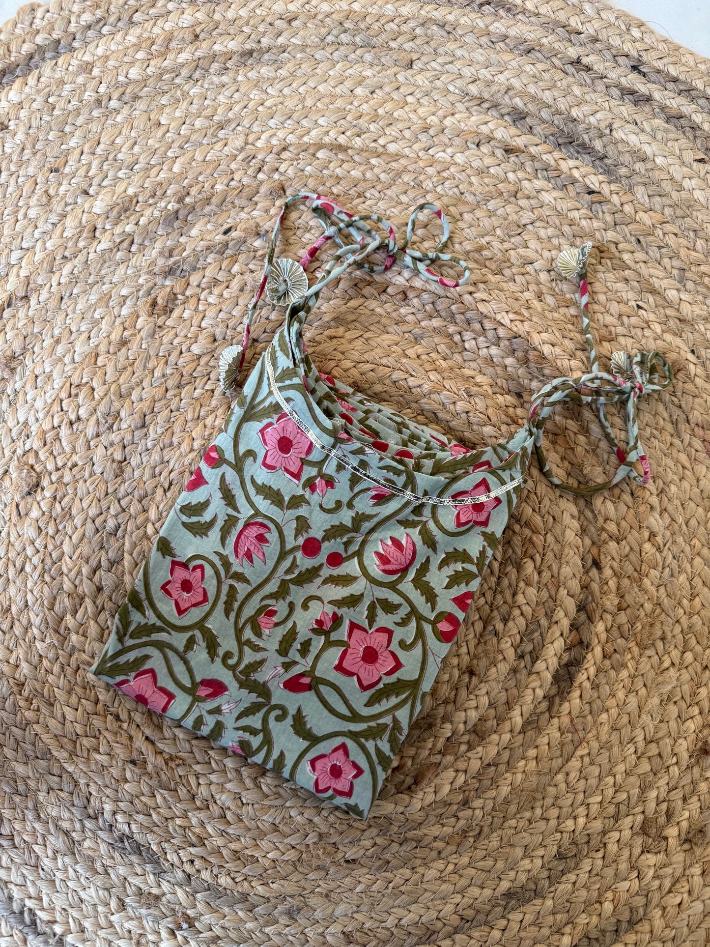 Adjustable Dori kurti