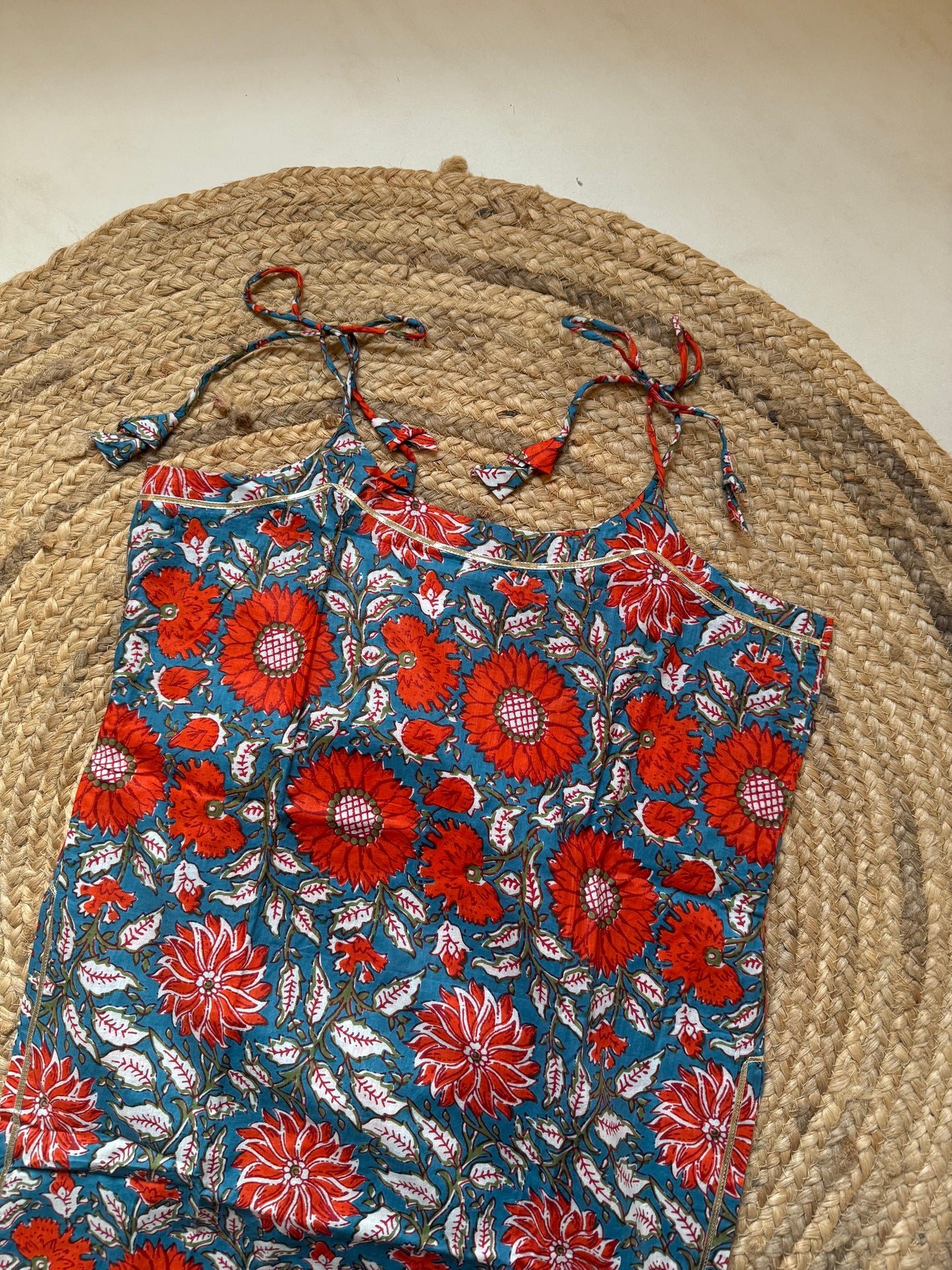 Adjustable Dori Kurti