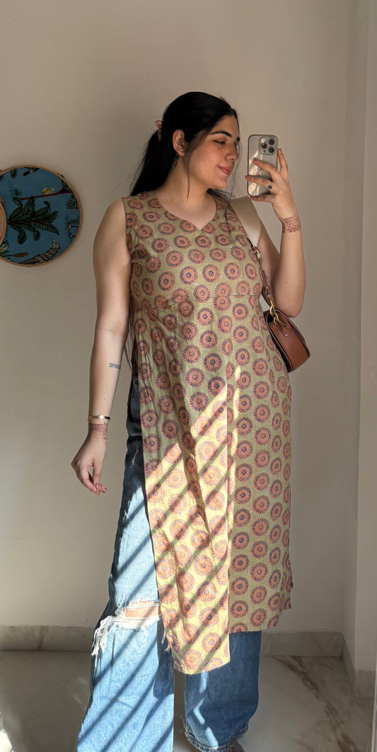 High slit kurti