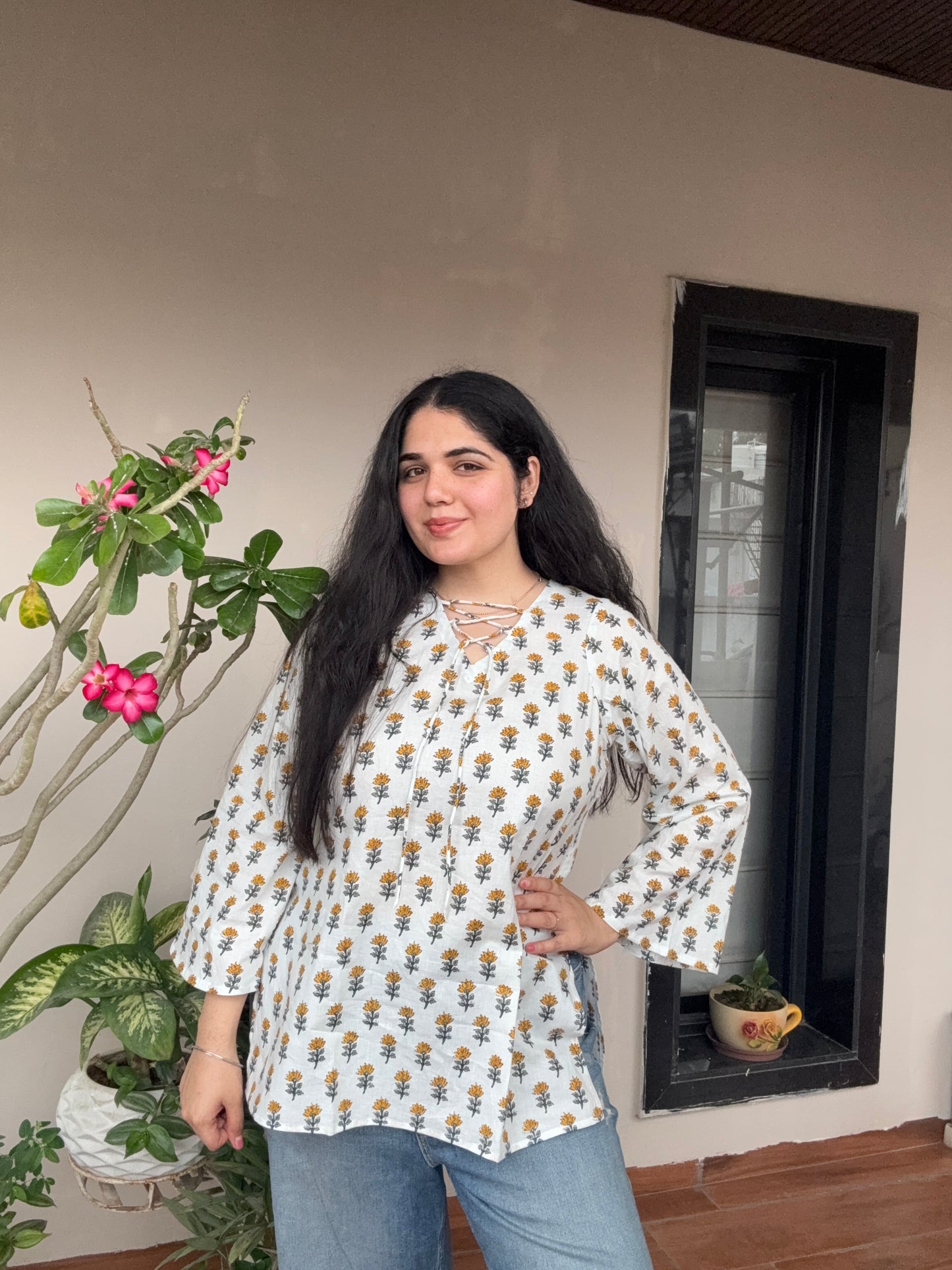 Criss cross neck Kurti