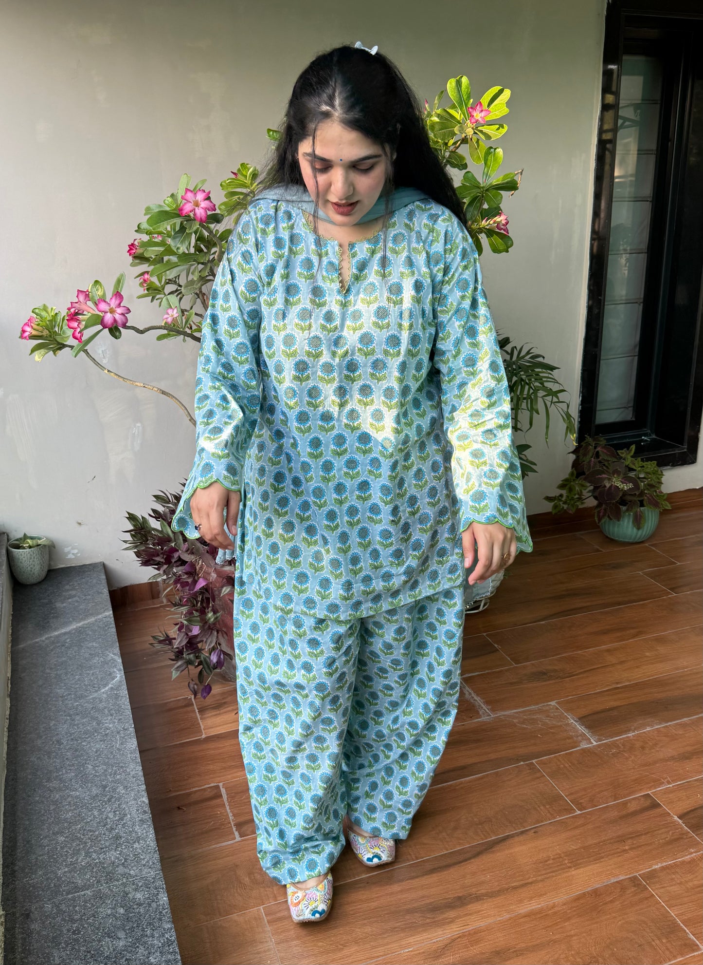 Phoolwari Salwar Set