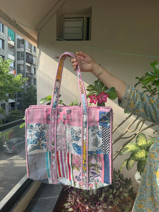 Quilted tote bag
