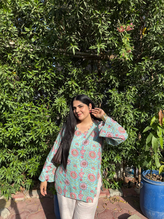 Saanjh Kurti