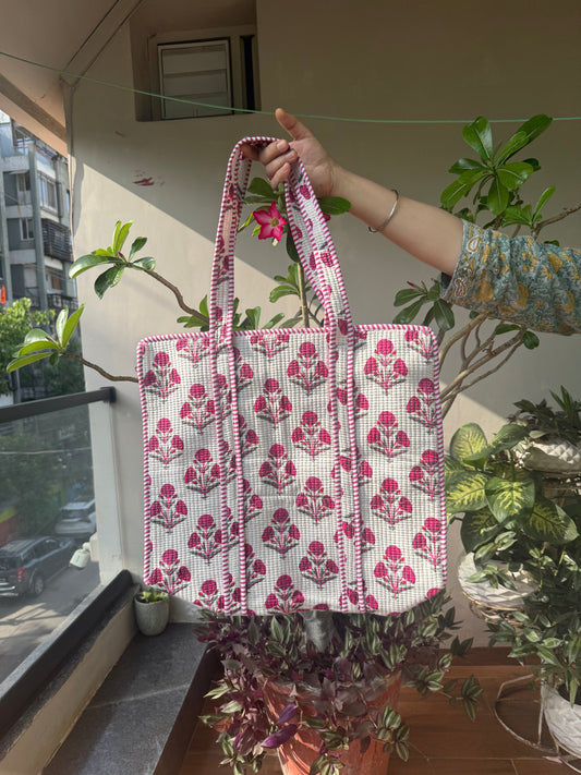 Quilted tote bag