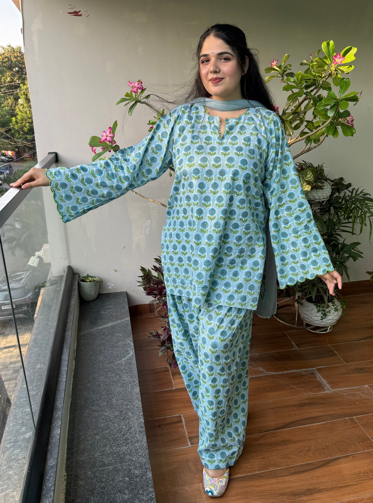 Phoolwari Salwar Set