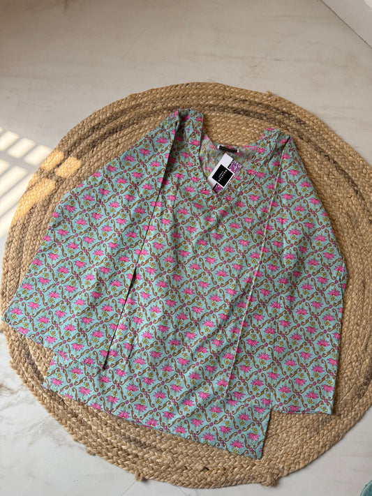 Lotus Katha emblished Kurti