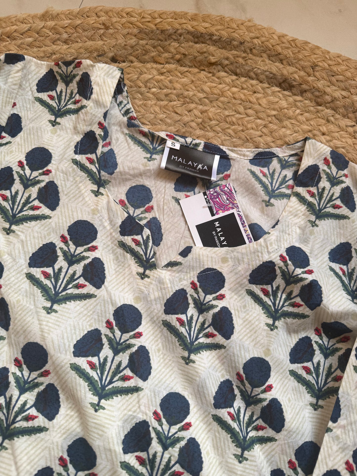 Guldasta short Kurti