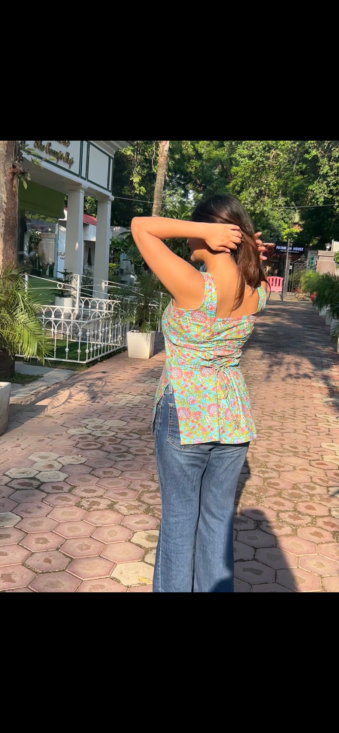 Sleeveless corset Kurti