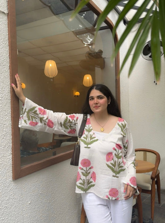 Gulzar plunge neck kurta