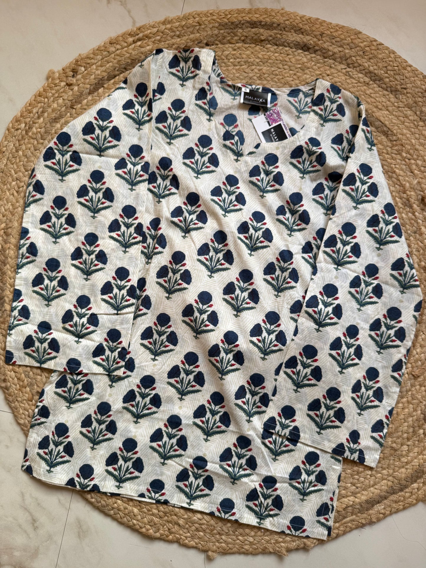 Guldasta short Kurti