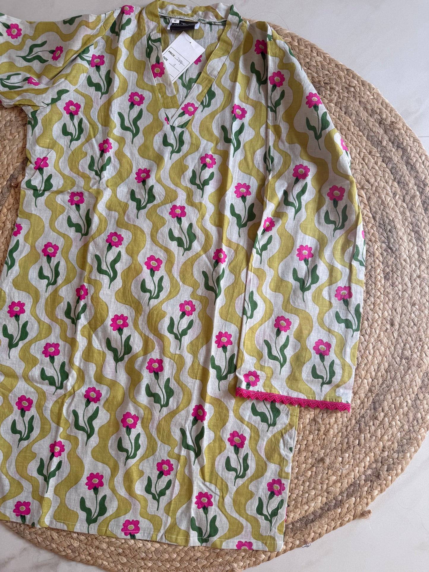 A line sleeves collared Kurti