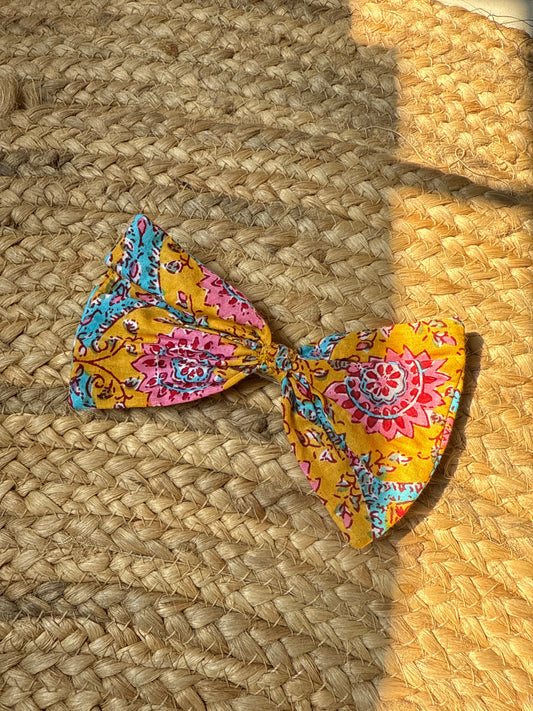 Multicolor hair bow