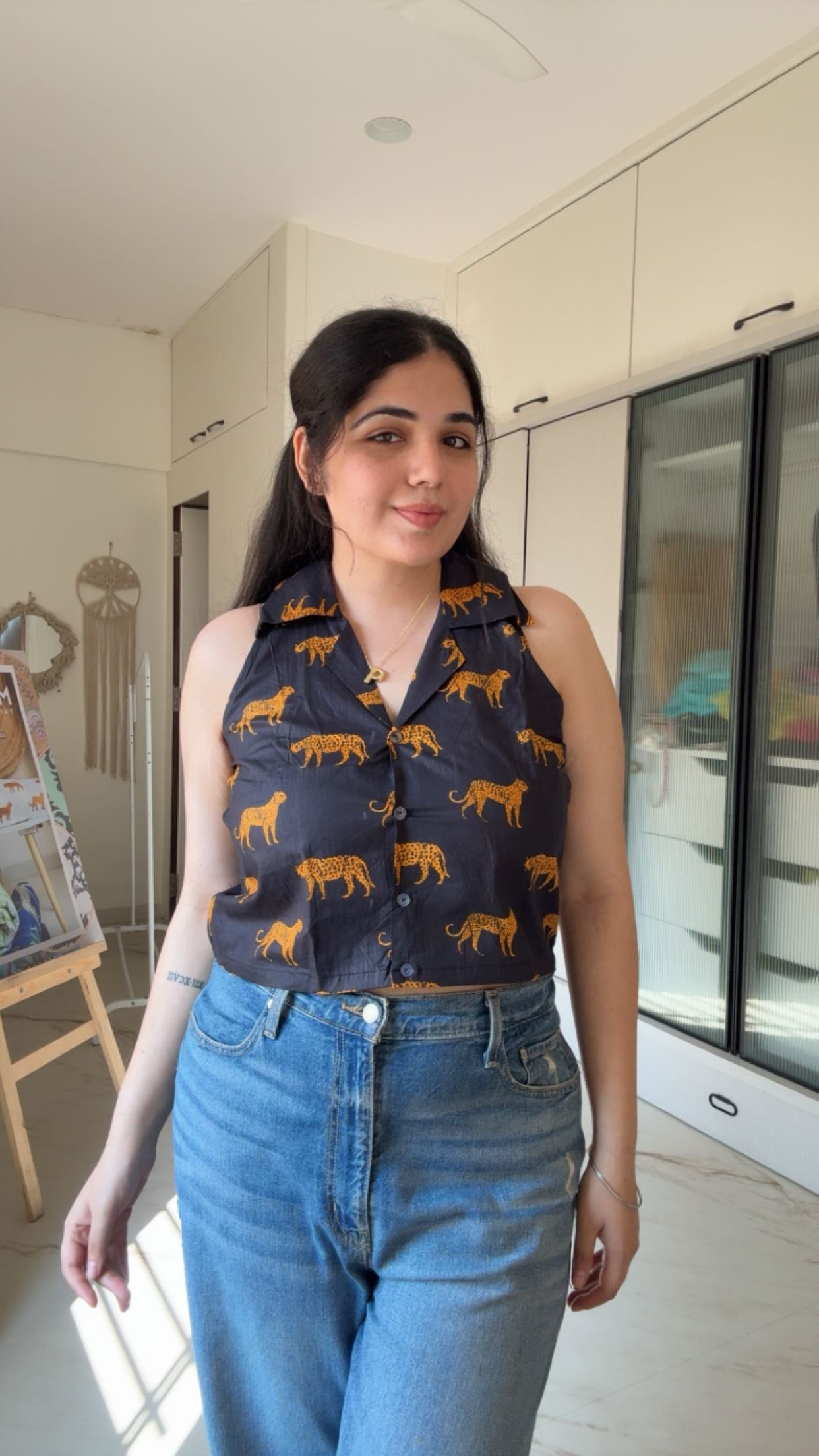 Leopard print  crop shirt