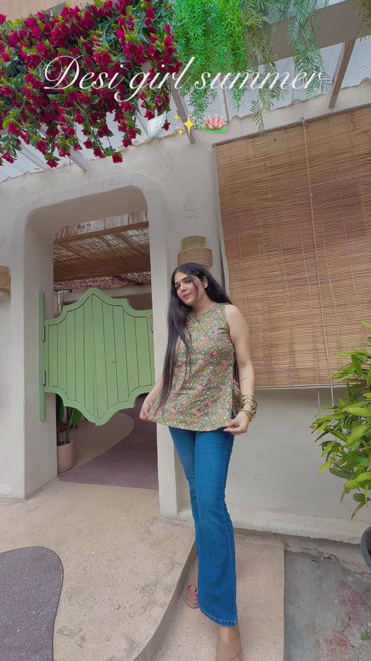 Knots at the slit kurti